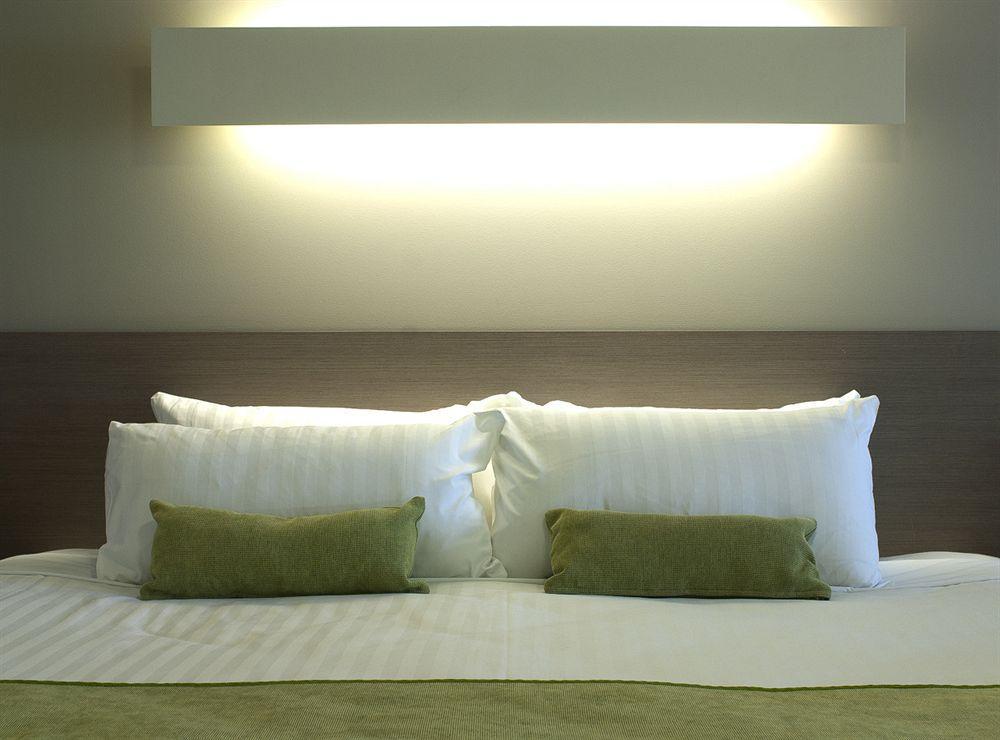 Abode Gungahlin Aparthotel Canberra Luaran gambar