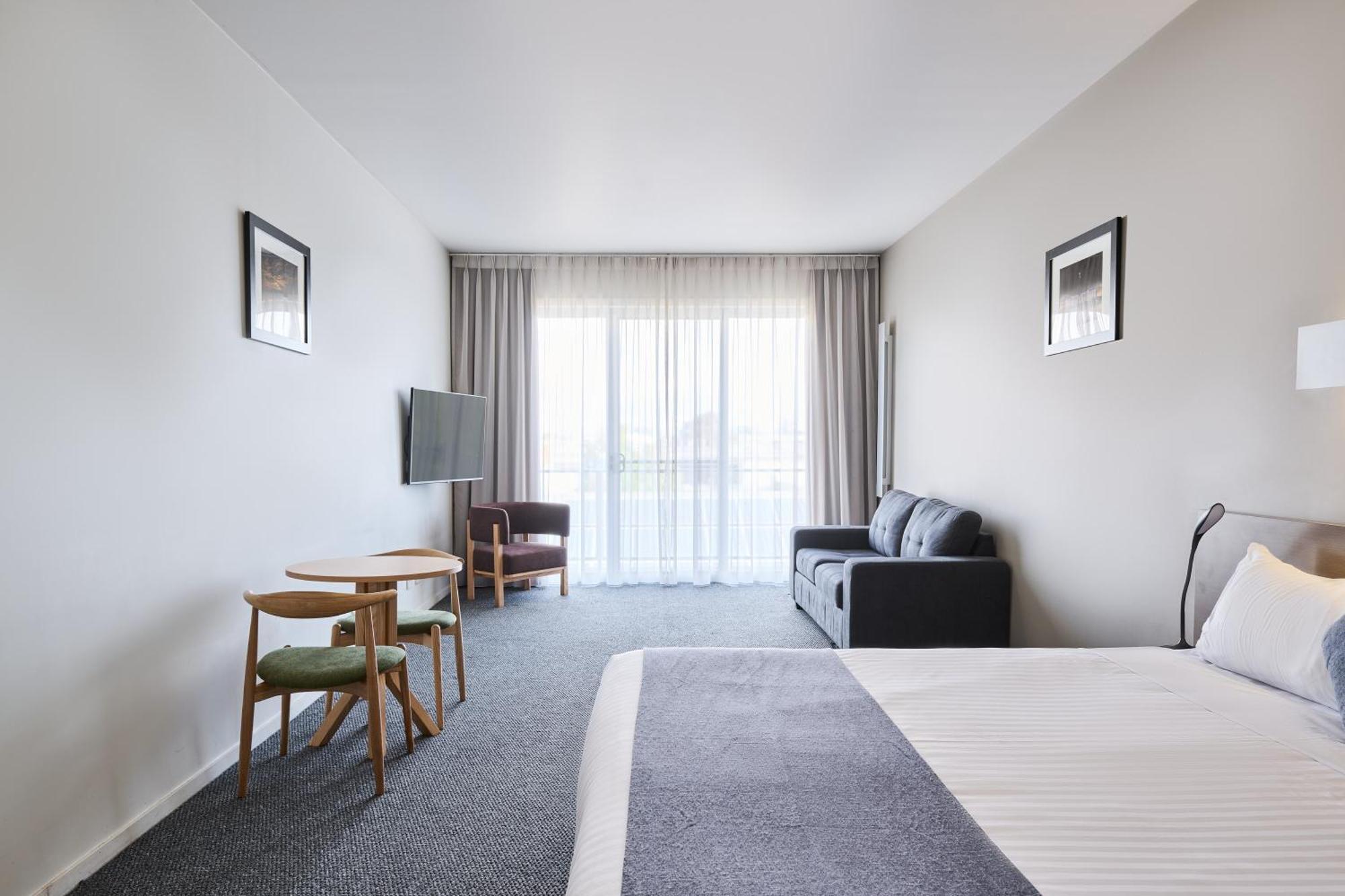 Abode Gungahlin Aparthotel Canberra Luaran gambar